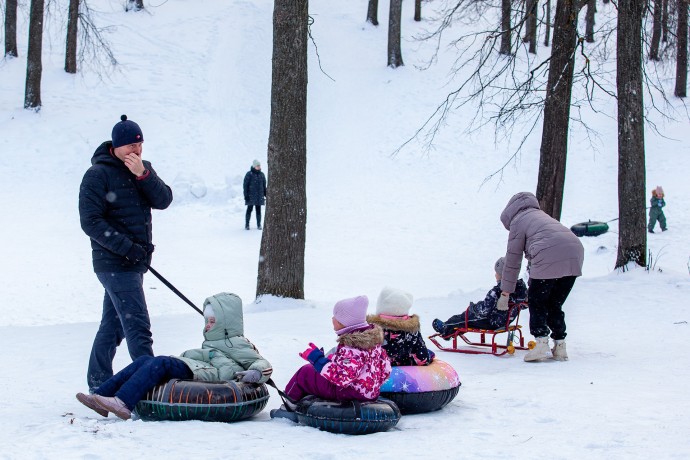 Rambler&Co: 51% россиян проводит активный зимний отдых в компании близких