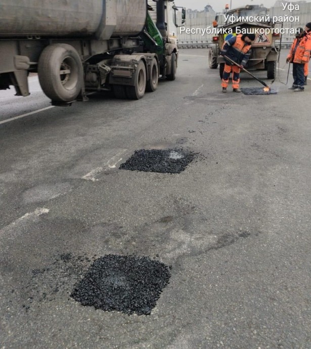 В Уфе отремонтировали развязку на въезде в город В Уфе отремонтировали развязку на въезде в город