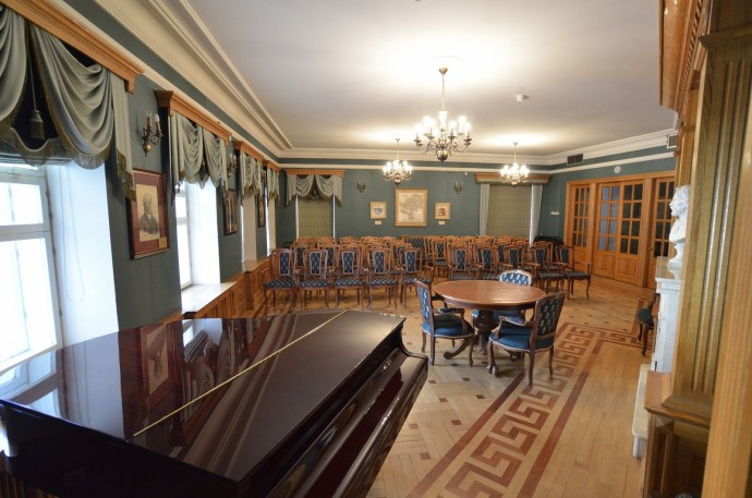 Я говорю о событиях, мне известных, в большинстве из которых я участвовал сам