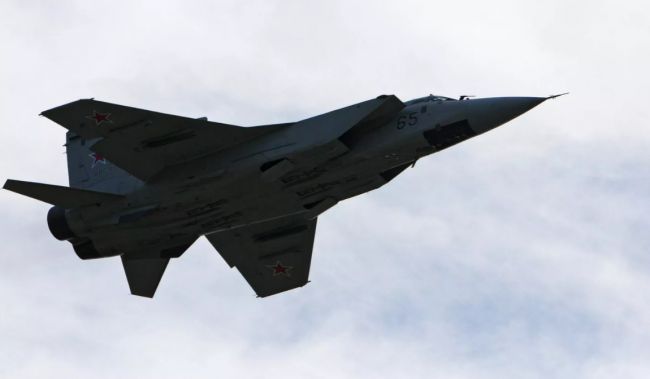 Психоз обостряется: Российский военный самолет пролетел над немецким фрегатом