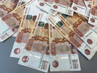 Жителя Краснокамска осудили за взятку в 300 тысяч рублей сотруднику ГИБДД