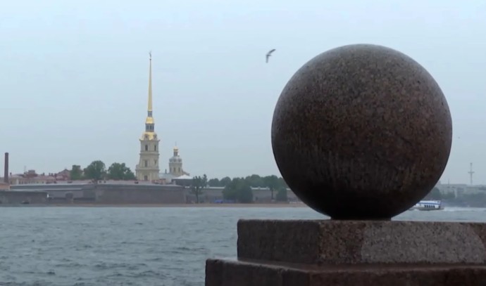 Петербуржцев предупредили о дождях и грозах 11 августа