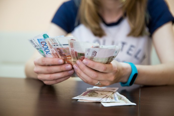 Ярославским семьям с 1 марта учитывать алименты при назначении единого пособия будут по новым правилам