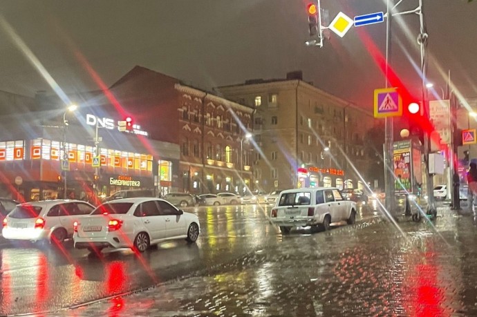 О тумане и дождях на дорогах предупредили автомобилистов Ростовской области О тумане и дождях на дорогах предупредили автомобилистов Ростовской области