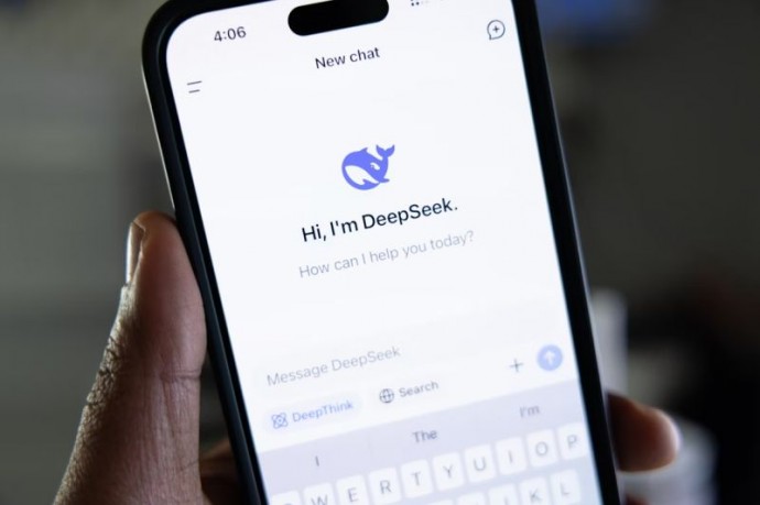Немецкие регуляторы потребовали от Google и Apple удалить приложение DeepSeek из своих магазинов