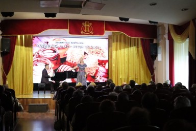 Концерт «Медовый спас — веселью час!» завершился во Владивостоке