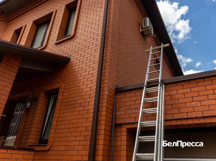 Вячеслав Гладков раскритиковал темпы восстановления жилья в Шебекино Вячеслав Гладков раскритиковал темпы восстановления жилья в Шебекино