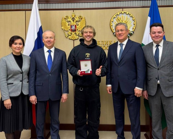 Пензенец Егор Крид стал заслуженным артистом Республики Башкортостан Пензенец Егор Крид стал заслуженным артистом Республики Башкортостан