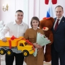 Глава Мордовии в Атяшевском районе встретился с семейными парами за круглым столом