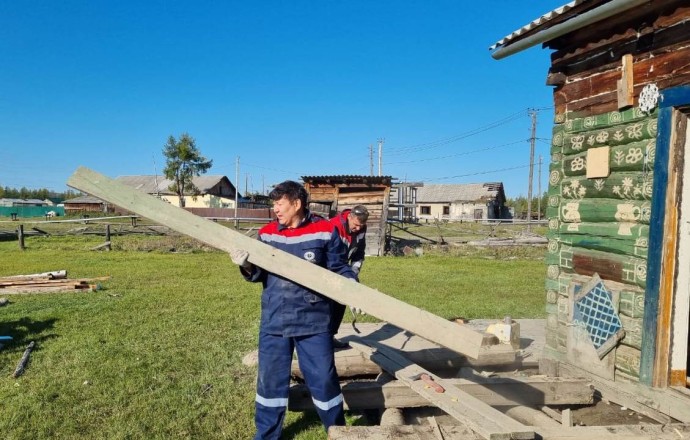 Работники ГУП «ЖКХ РС(Я)» участвуют в восстановительных работах в Оймяконском районе