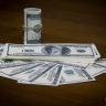 Центробанк установил курс доллара ниже 80 рублей