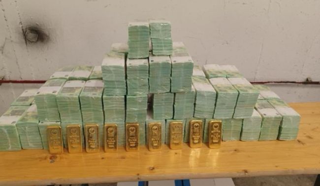 Венгрия подводит закон под конфискованные украинские доллары и золото