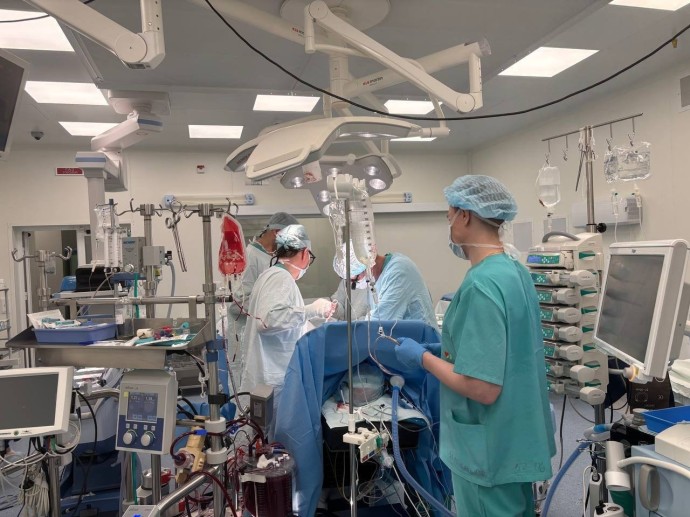 В Уфе врачи успешно прооперировали пациента с тяжёлой патологией аорты В Уфе врачи успешно прооперировали пациента с тяжёлой патологией аорты