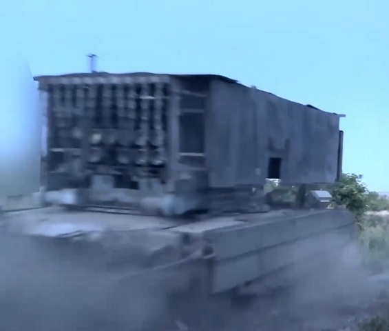 "Летающий танк" Т-80 подружили с разрушающим все ТОСом