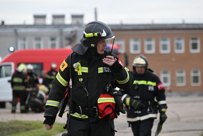 В Наро-Фоминске спасли собаку, провалившуюся в колодец В Наро-Фоминске спасли собаку, провалившуюся в колодец