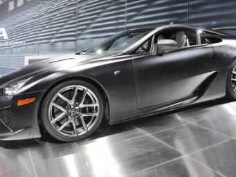 Toyota запускает обратный отсчёт: 5 декабря покажут машину, которая вернёт драйв эпохи LFA