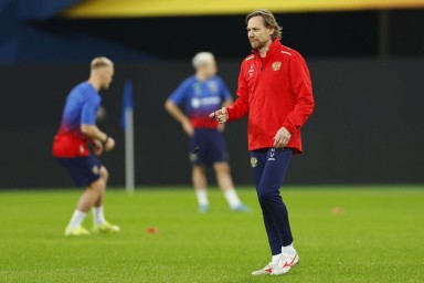 Валерий Карпин: "Хотелось бы играть и не париться по поводу своей команды"