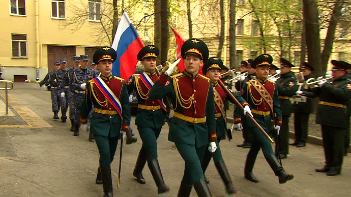 В Госдуме хотят ввести ежегодные выплаты военным к 23 февраля