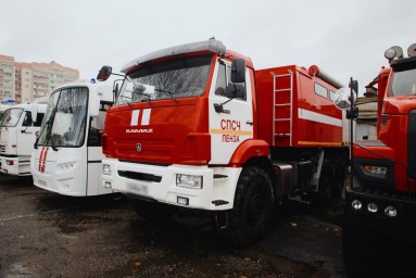 За сутки МЧС выезжало на восемь пожаров