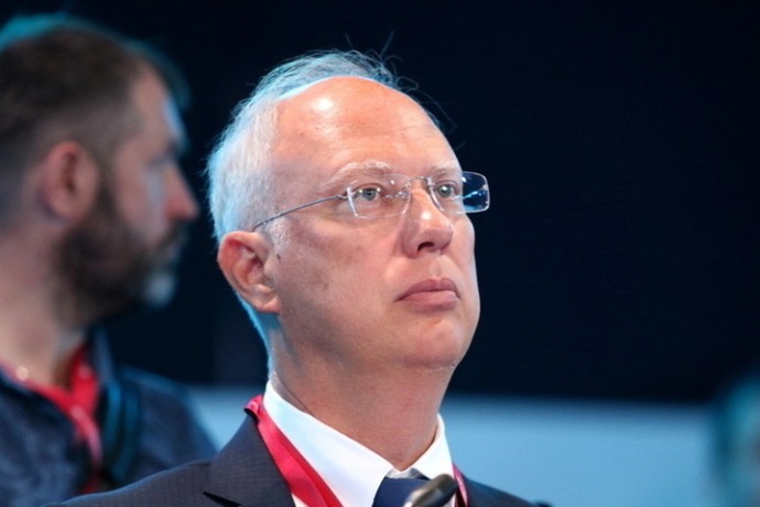 Бюрократы Запада хотят сорвать мирный план Трампа - глава РФПИ Бюрократы Запада хотят сорвать мирный план Трампа - глава РФПИ