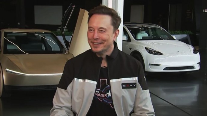 Илон Маск заверил, что запуск роботизированных такси Tesla состоится до конца июня