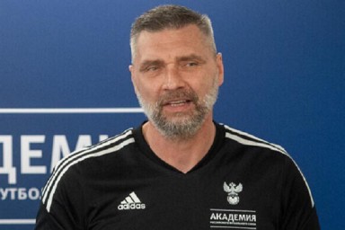 Овчинников сообщил о готовности Моуринью приехать в Россию, но при одном условии