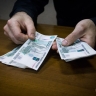 В России реальная зарплата выросла лишь на 4,4%