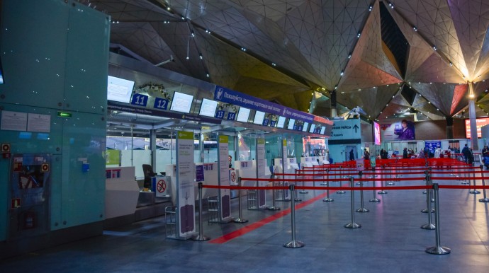 Рейс из Петербурга в Дубай перенесли на сутки Рейс из Петербурга в Дубай перенесли на сутки