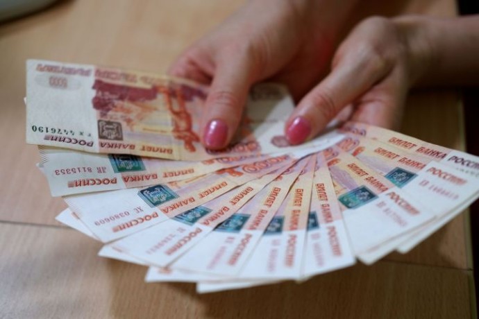 Какой будет средняя зарплата в России в 2026 году