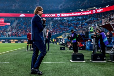 Казаков: "Динамо" из-за Карпина отбрасывает тень на сборную России"
