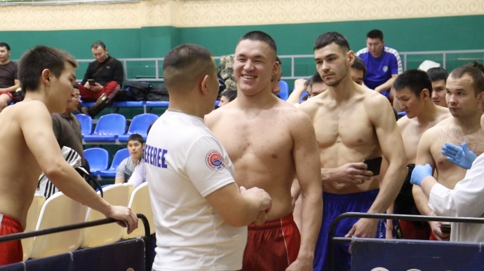 Почти 200 спортсменов сразятся в первый день чемпионата Якутии по мас-рестлингу
