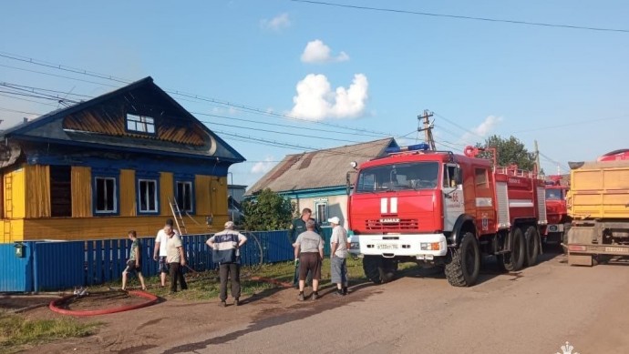 В Башкирии трое детей 3, 9 и 16 лет погибли в страшном пожаре