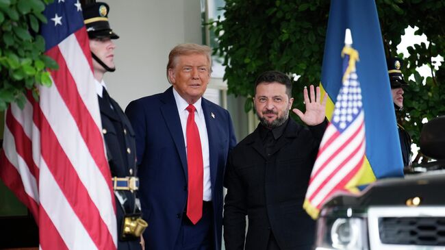 На Украине рассказали, что подарили друг-другу Трамп и Зеленский На Украине рассказали, что подарили друг-другу Трамп и Зеленский