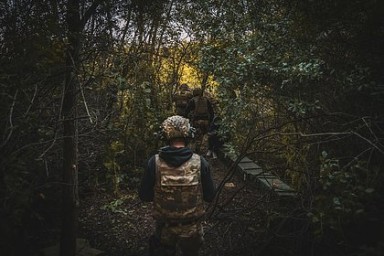 Раскрыты новые подробности о смерти найденного связанным на Украине британского наемника