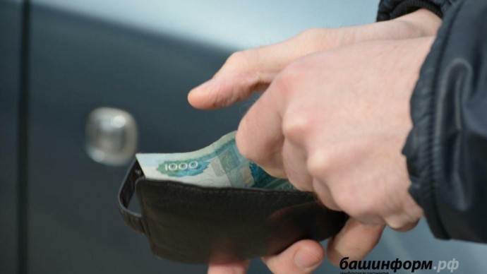 В Уфе задержали иностранца, пытавшегося подкупить полицейских