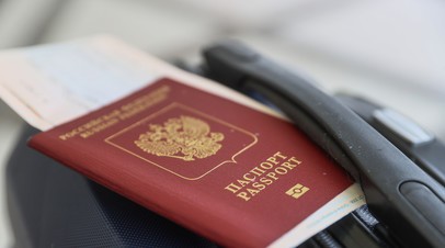 Выезд из России могут запретить из-за долга в 10 тысяч рублей