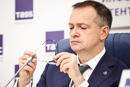 Запад обвинили в страхе перед Мединским Запад обвинили в страхе перед Мединским