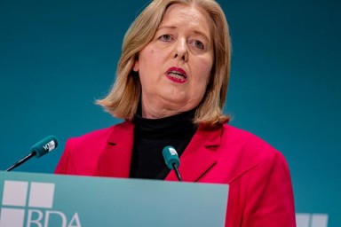 Германия — Смех, что породил кризис