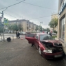 В Магнитогорске автомобиль влетел в здание