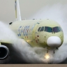 Импортозамещённый Suprejet-100 проверили на взлётно-посадочной полосе, залитой водой