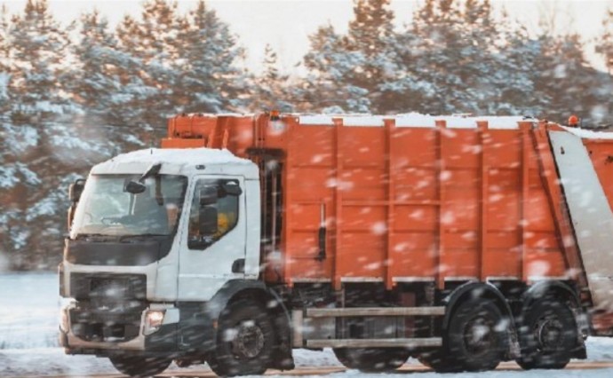 Сахалинские службы ожидают двойную нагрузку по вывозу мусора в новогодние праздники Сахалинские службы ожидают двойную нагрузку по вывозу мусора в новогодние праздники