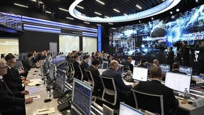 Михаил Мишустин провёл стратегическую сессию о борьбе с кибермошенничеством Михаил Мишустин провёл стратегическую сессию о борьбе с кибермошенничеством