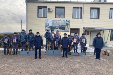 В Бурятии определили лучших кинологов уголовно-исполнительной системы