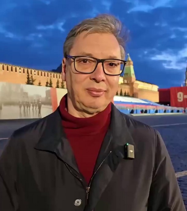 Президент Сербии заявил о безразличии к мнению других стран о его визите в Москву