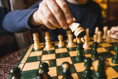 В Испании израильским шахматистам запретили участвовать в турнире под национальным флагом