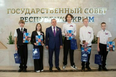 Почему Крым наш, а весна — особое время в истории полуострова