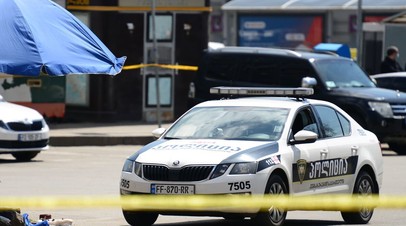 Sputnik: в Грузии толпа подростков до смерти избила учителя Sputnik: в Грузии толпа подростков до смерти избила учителя