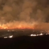 В Архангельской области пожар загорается на сухой траве — что делать, чтобы снизить опасность