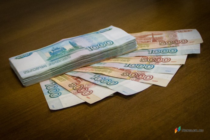 В России пять крупных банков снизили ставки по вкладам