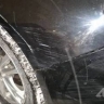 В Южно-Сахалинске неизвестный водитель на белом автомобиле столкнулся с Subaru Impreza и скрылся